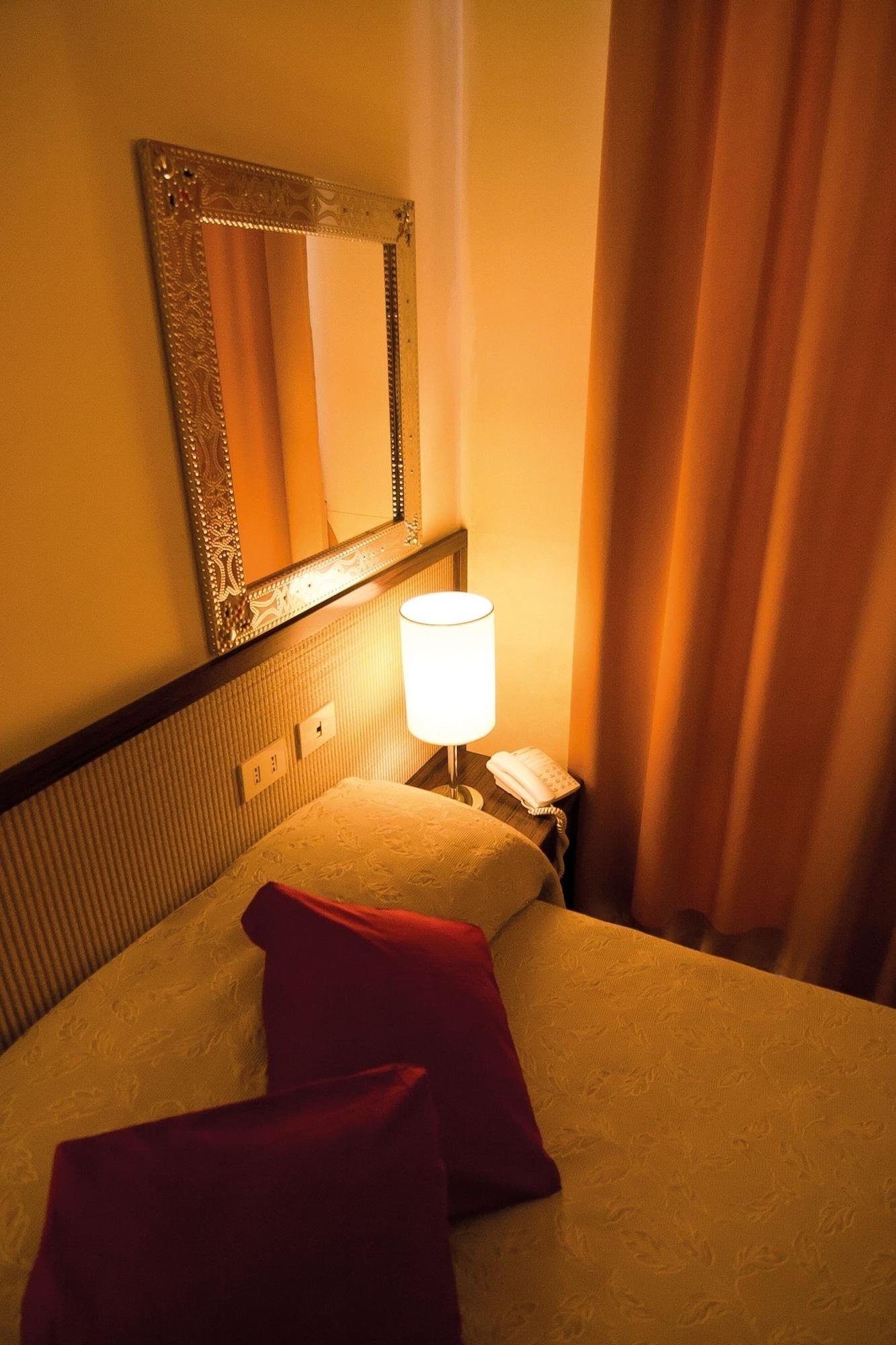 Hotel Novecento Рим Экстерьер фото