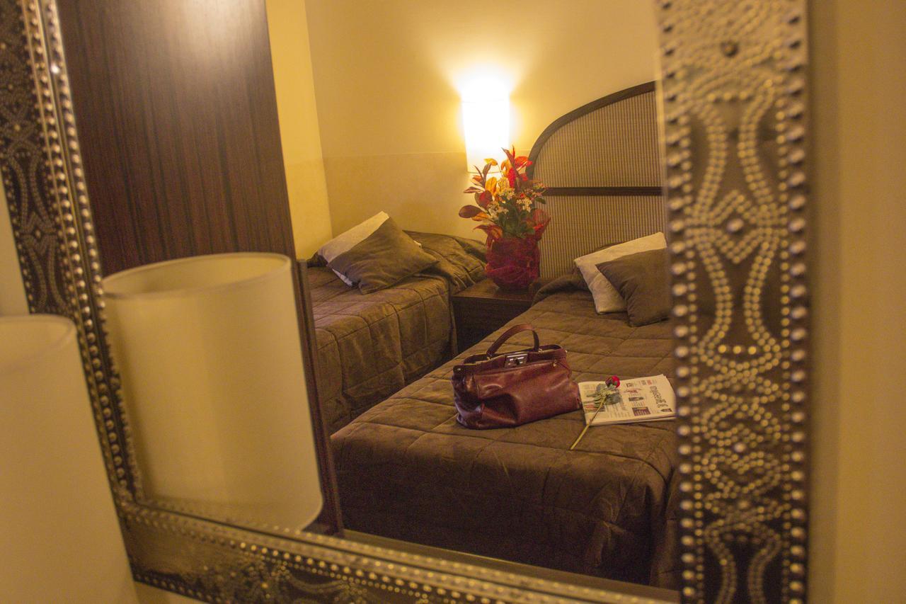 Hotel Novecento Рим Экстерьер фото